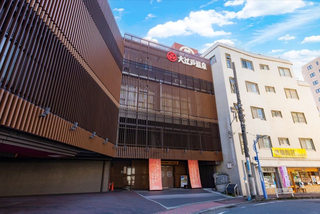 Terra Charge、大江戸温泉物語の温泉旅館やホテル35施設にEV充電器の導入決定