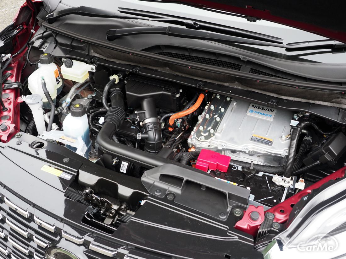 2019 日産 セレナ ハイウェイスター e-power