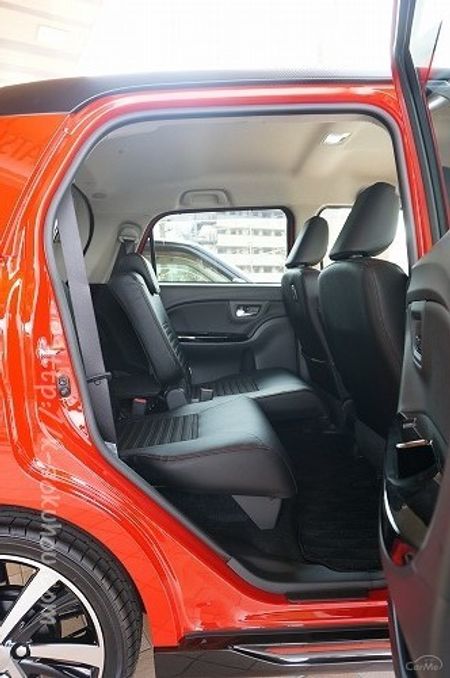 シートが良いのはどっち アルトワークスとキャストスポーツ比較 車ニュース 中古車情報 中古車検索なら 車選びドットコム 車選び Com