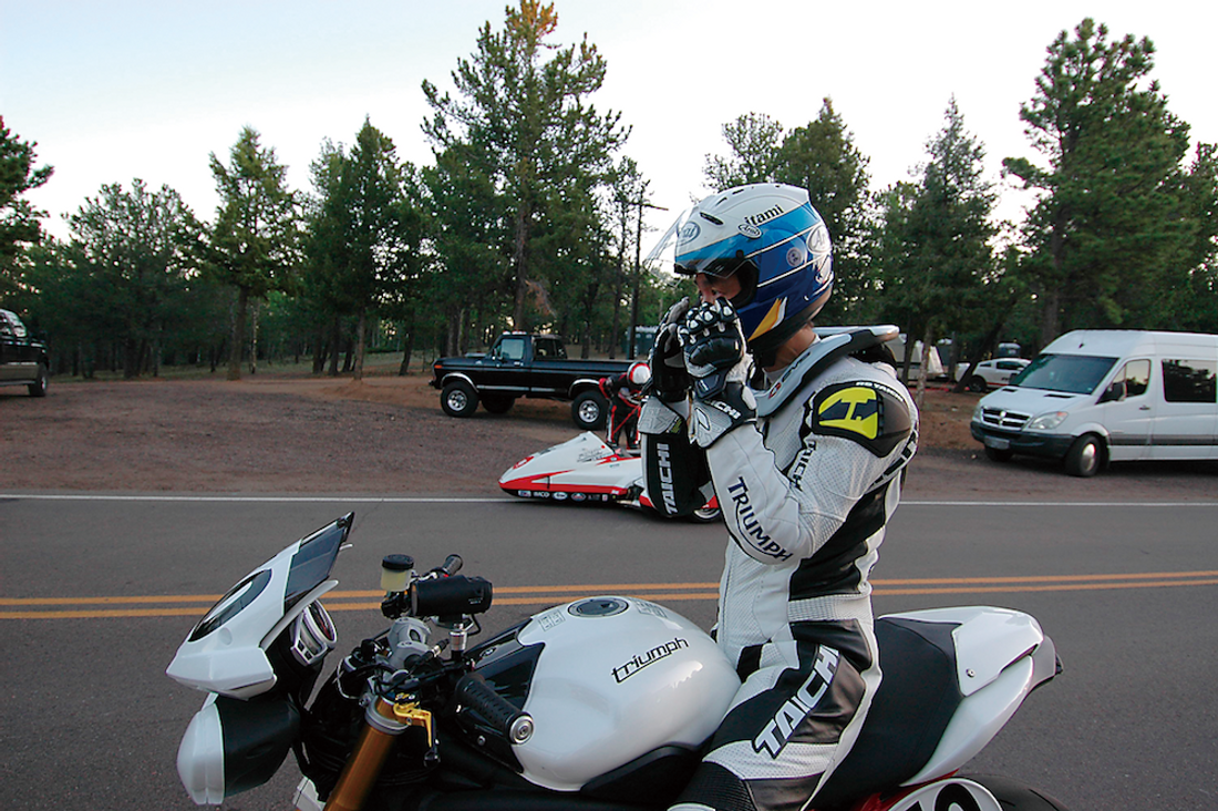アヘッド PIKES PEAK