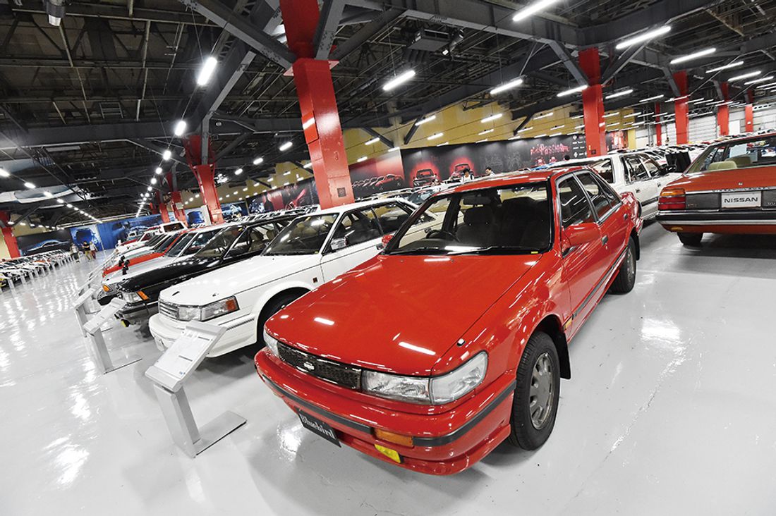 アヘッド 日産ヘリテージモデル