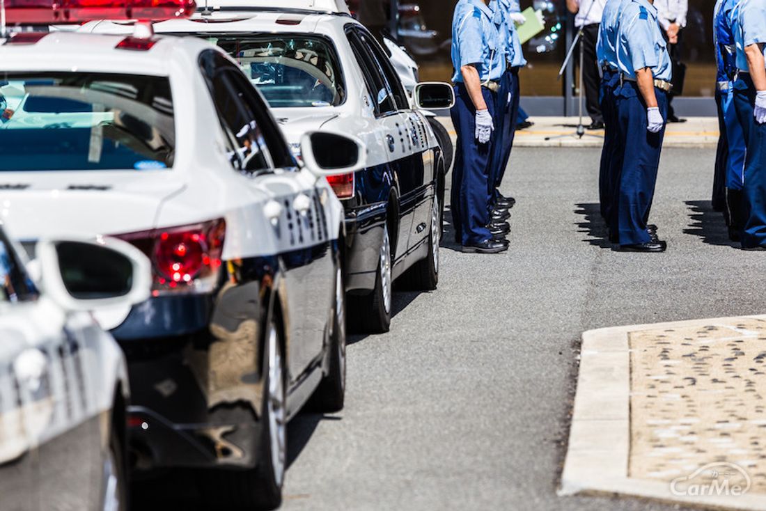 パトカー仕様のカスタムはどこまで合法 パトランプ カラーリング サイレンは違法なのか