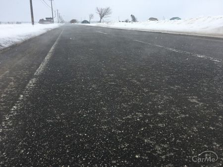 安全そうに見えて一番危険 都会でも発生するブラックアイスバーンとは 車ニュース 中古車情報 中古車検索なら 車選びドットコム 車選び Com 安全そうに見えて一番危険 都会でも発生するブラックアイスバーンとは 車ニュース 中古車情報 中古車検索なら 車選びドットコム 車選び Com