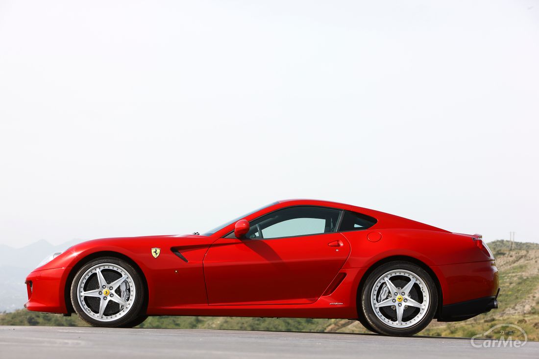 フェラーリ 599 GTB フィオラノのスペックと中古相場 by 車選びドットコム フェラーリ 599 GTB フィオラノのスペックと中古相場 by 車選びドットコム