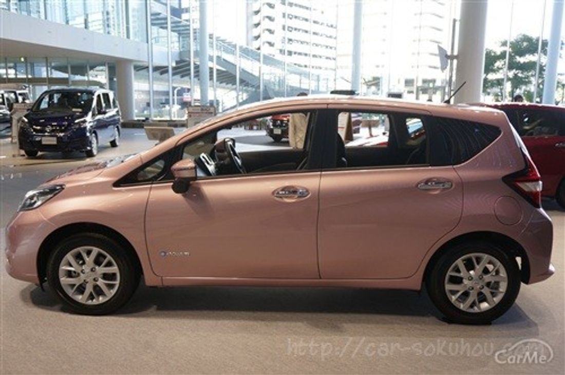 日産 ノート 2016
