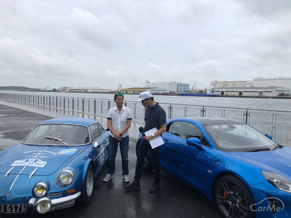 土屋圭市 アルピーヌ 初代アルピーヌa110とアルピーヌa110sの新旧アルピーヌを乗り比べ の写真 1枚目 土屋圭市 アルピーヌ 初代アルピーヌa110とアルピーヌa110sの新旧アルピーヌを乗り比べ の写真 1枚目