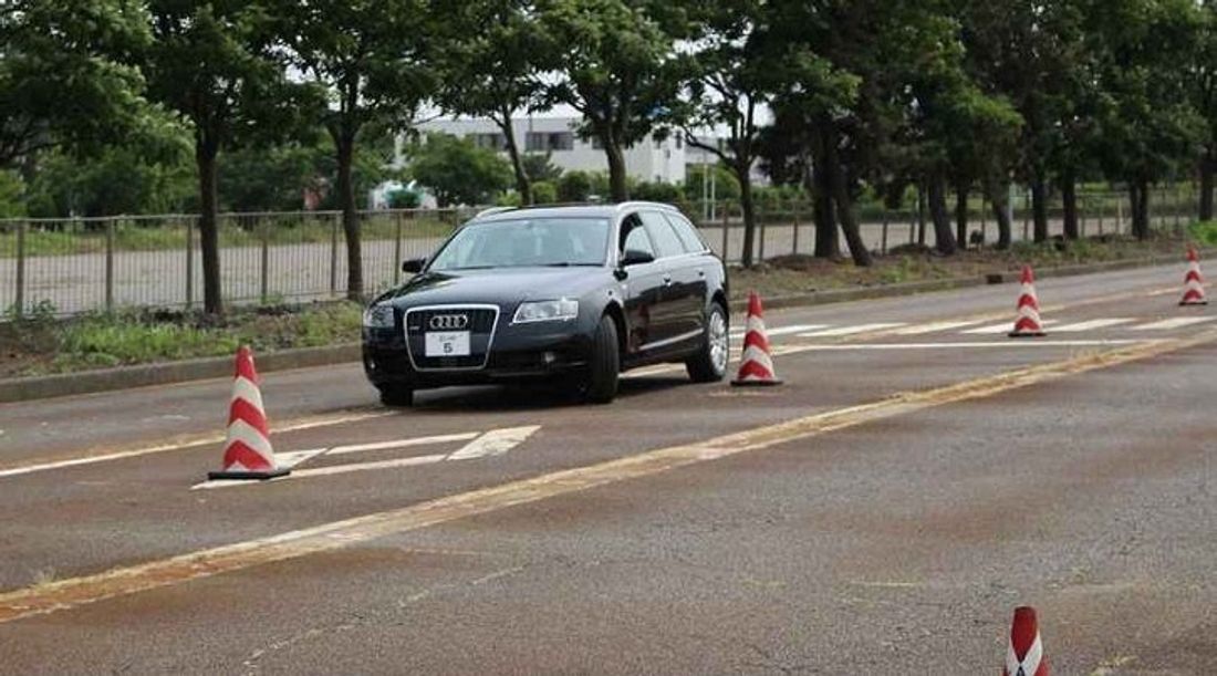 【JAF新潟】マイカーで参加できる実技型講習会「ドライバーズセミナー シニアコース」を開催します