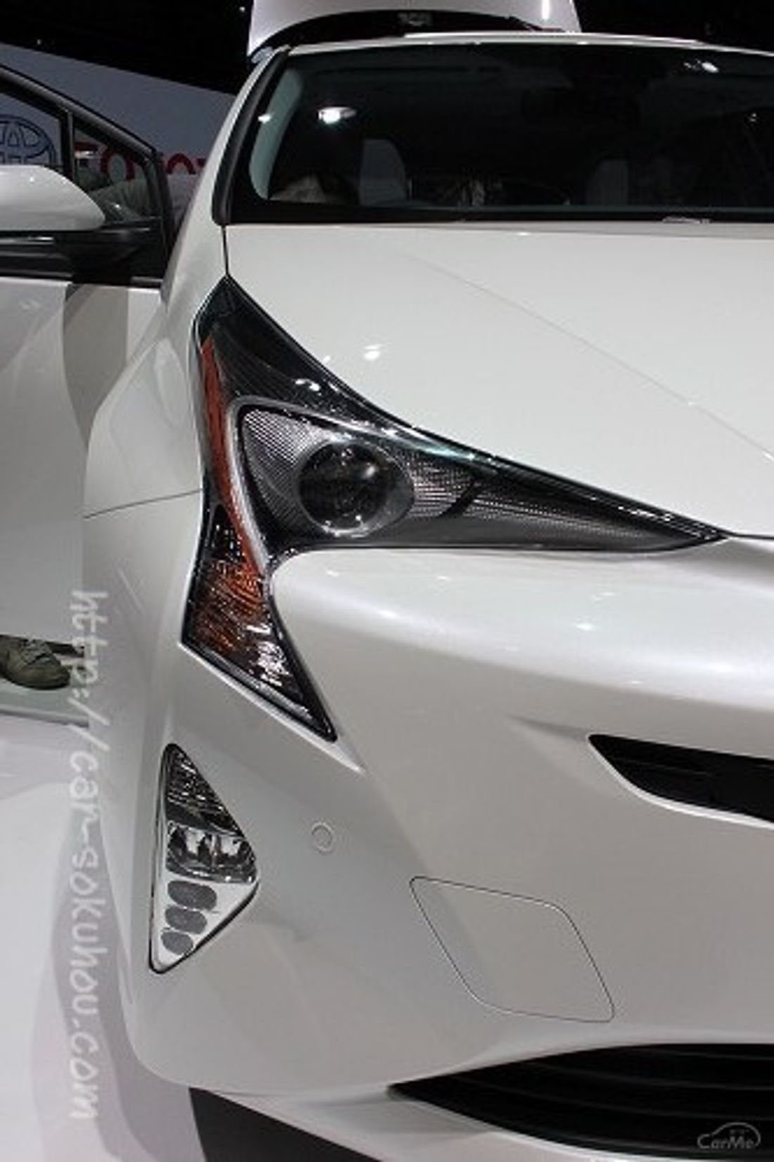 トヨタ プリウス 2015