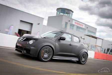 日産 ジュークR 2.0