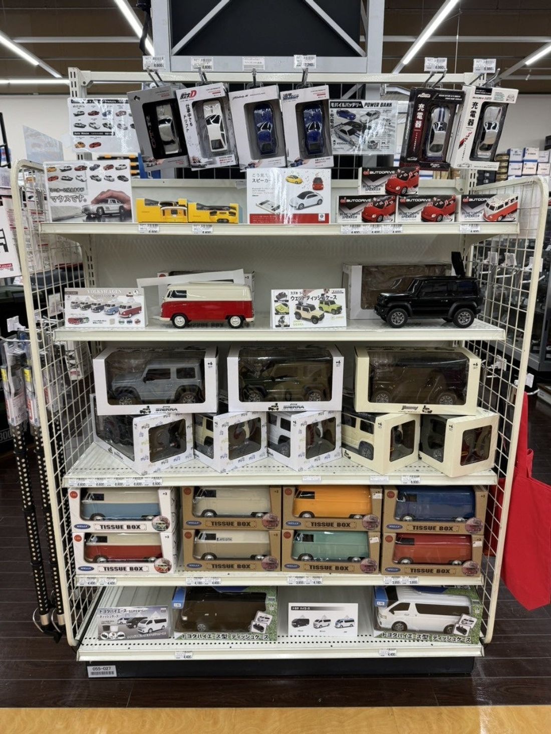ハイエースティッシュケースがケンズガレージつくば店で販売開始!