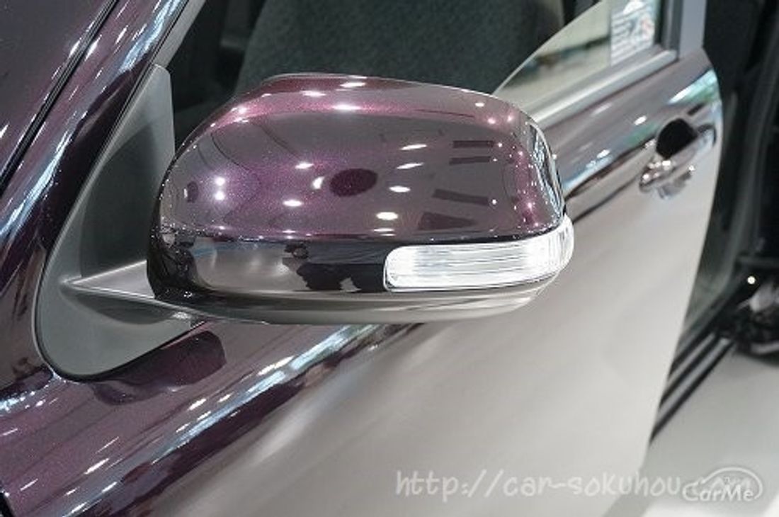 トヨタ シエンタ ハイブリッド 2015