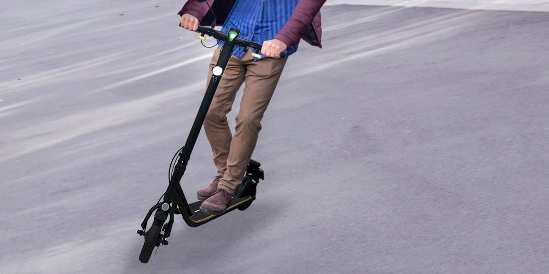 楽天市場【公道/歩道走行可能】特定小型電動キックボード MF-EKRSA01RW-BK予約は大好評完売いたしました。Y…
