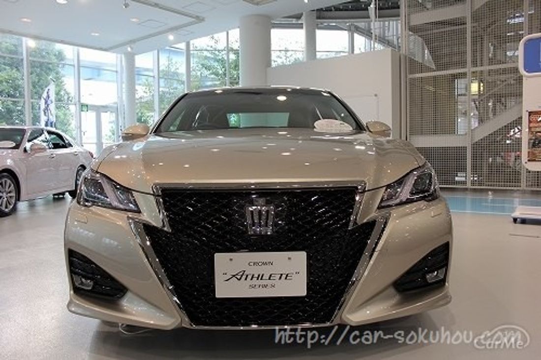 トヨタ クラウンアスリート 2015