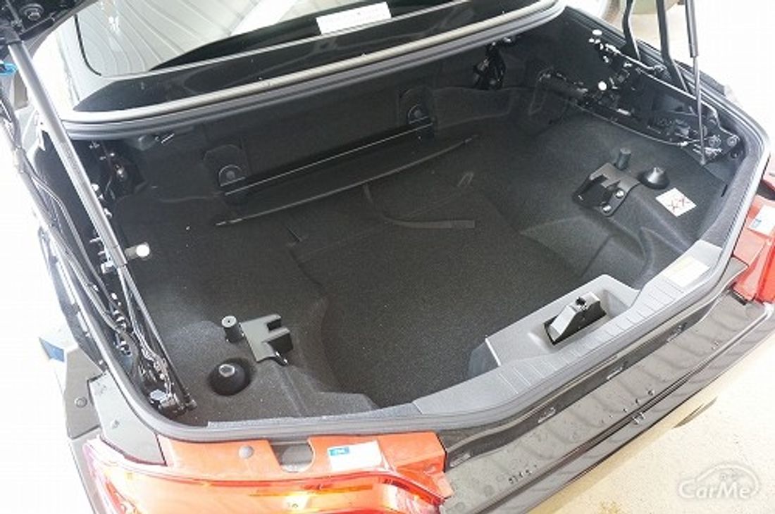 コペン セロの荷室サイズ ルーフを使用時と格納時の違いは By 車選びドットコム