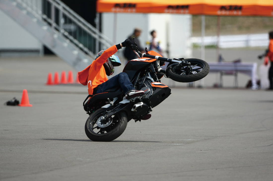 アヘッド KTM 125DUKE