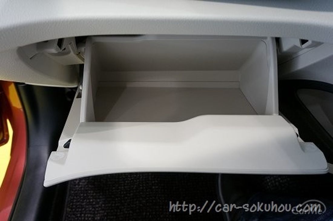 トヨタ シエンタ 2015