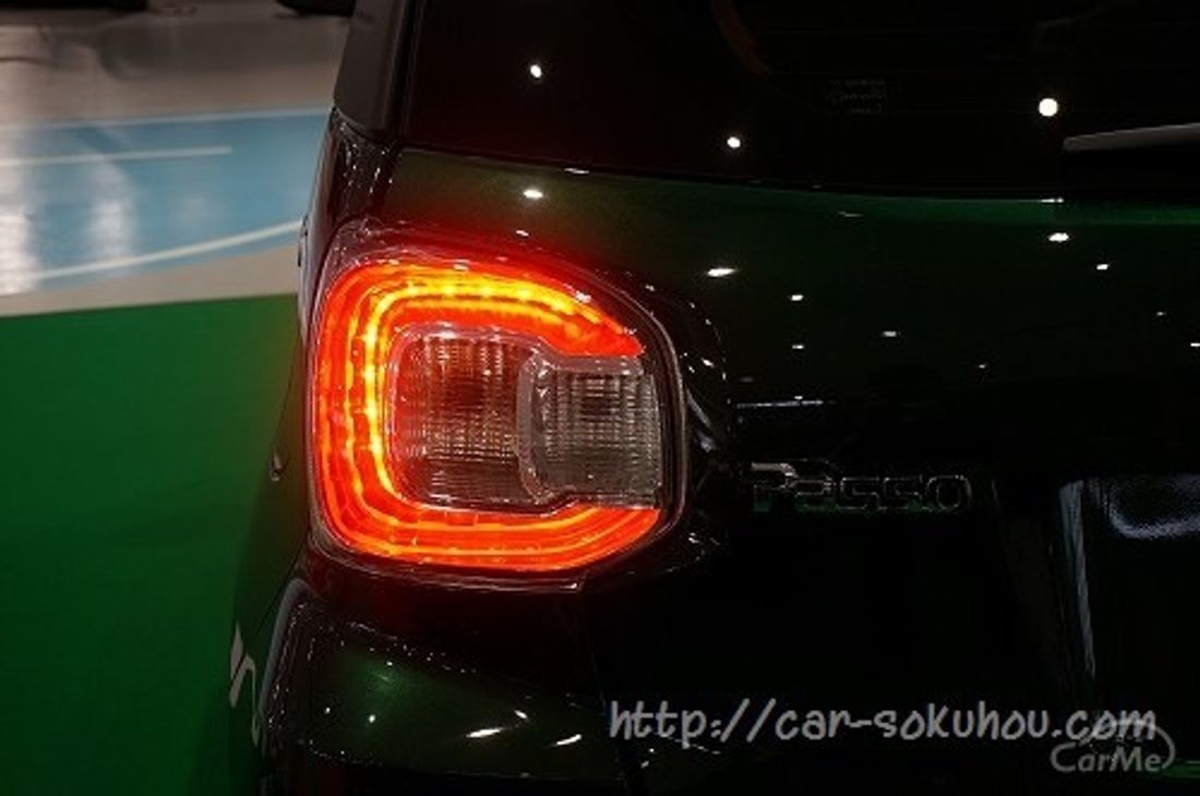 トヨタ パッソ 2016
