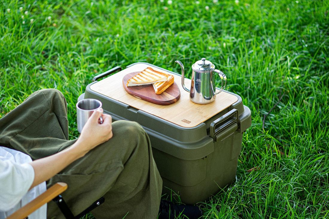 キャンプ収納の定番「トランクカーゴ」から専用のテーブルボードが登場