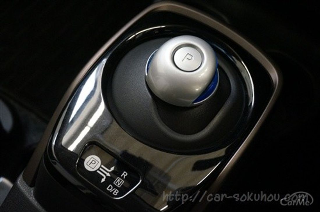 日産 ノート e-POWER 2017