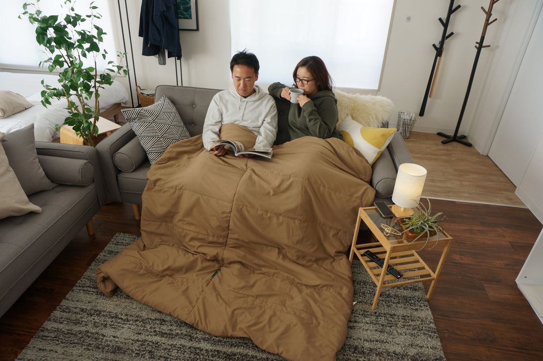リビングで寝袋!?ごろごろしたい時にピッタリの「ごろねぶくろん」。寝袋としてだけではなく、クッションとしても使える万能…
