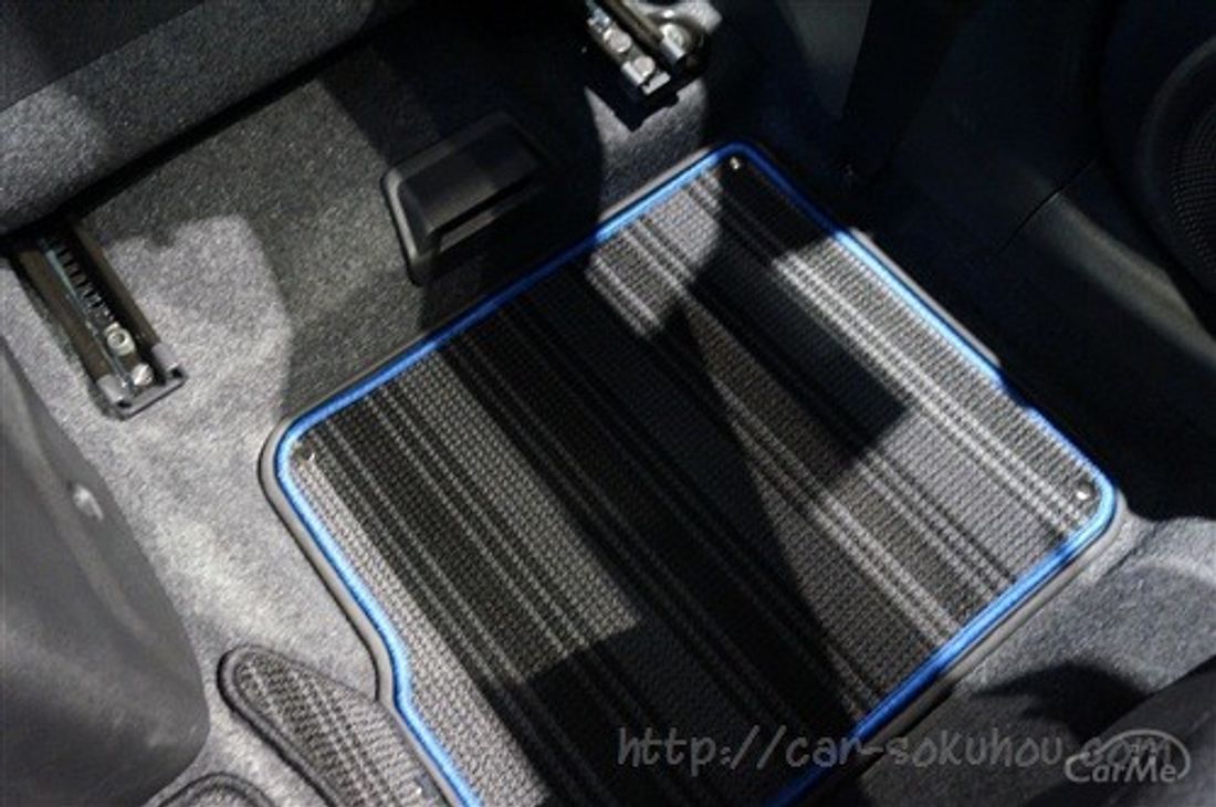 日産 ノート e-power 2016