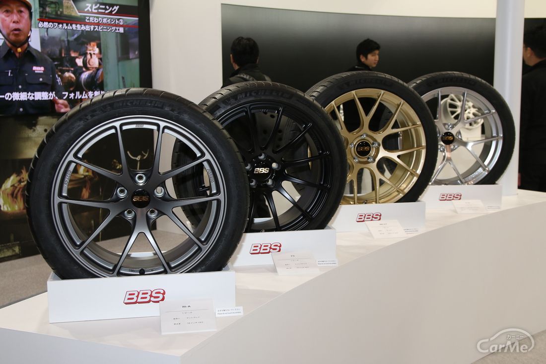 東京オートサロン18 メーカー純正ホイールにも採用されるbbsのブランド力
