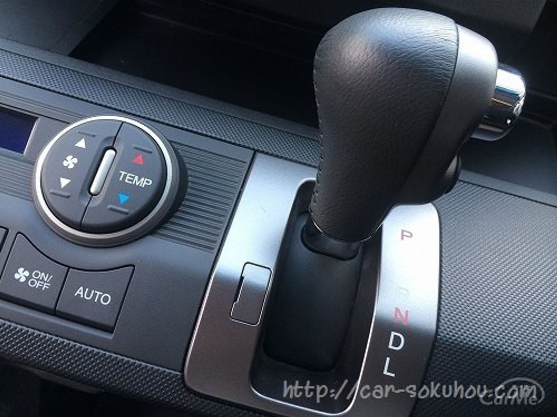 トヨタ シエンタ 2015