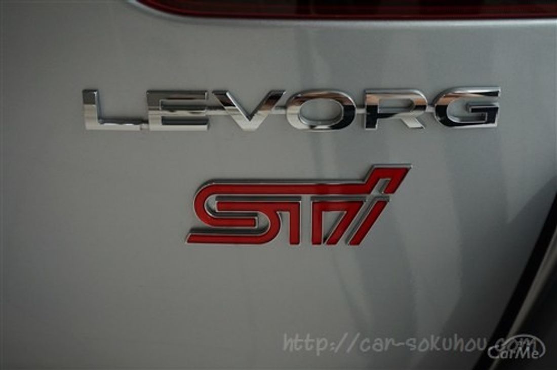 スバル レヴォーグ STIスポーツ 2016