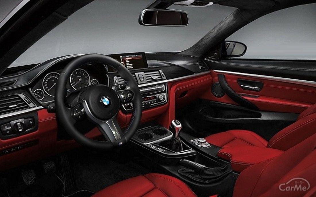 BMW M4 内装