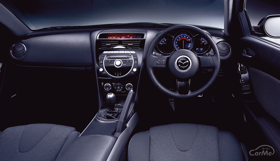 スポーツカーでありながら快適な4名乗車を実現 マツダ 初代rx 8 Aba Se3p型 のシートアレンジを解説 スポーツカーでありながら快適な4名乗車を実現 マツダ 初代rx 8 Aba Se3p型 のシートアレンジを解説