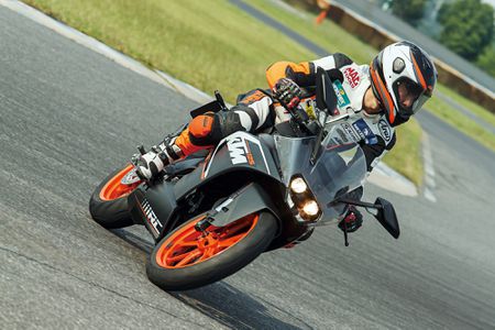 アヘッド KTM RC 125