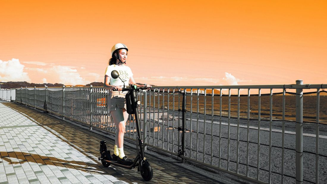 初心者や女性でも安心！歩道/公道走行対応電動キックボードを楽しもう！