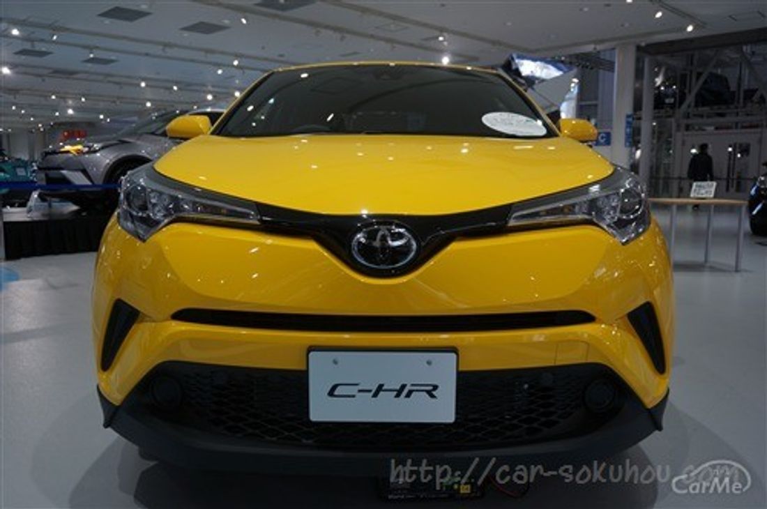 トヨタ C-HR 2017
