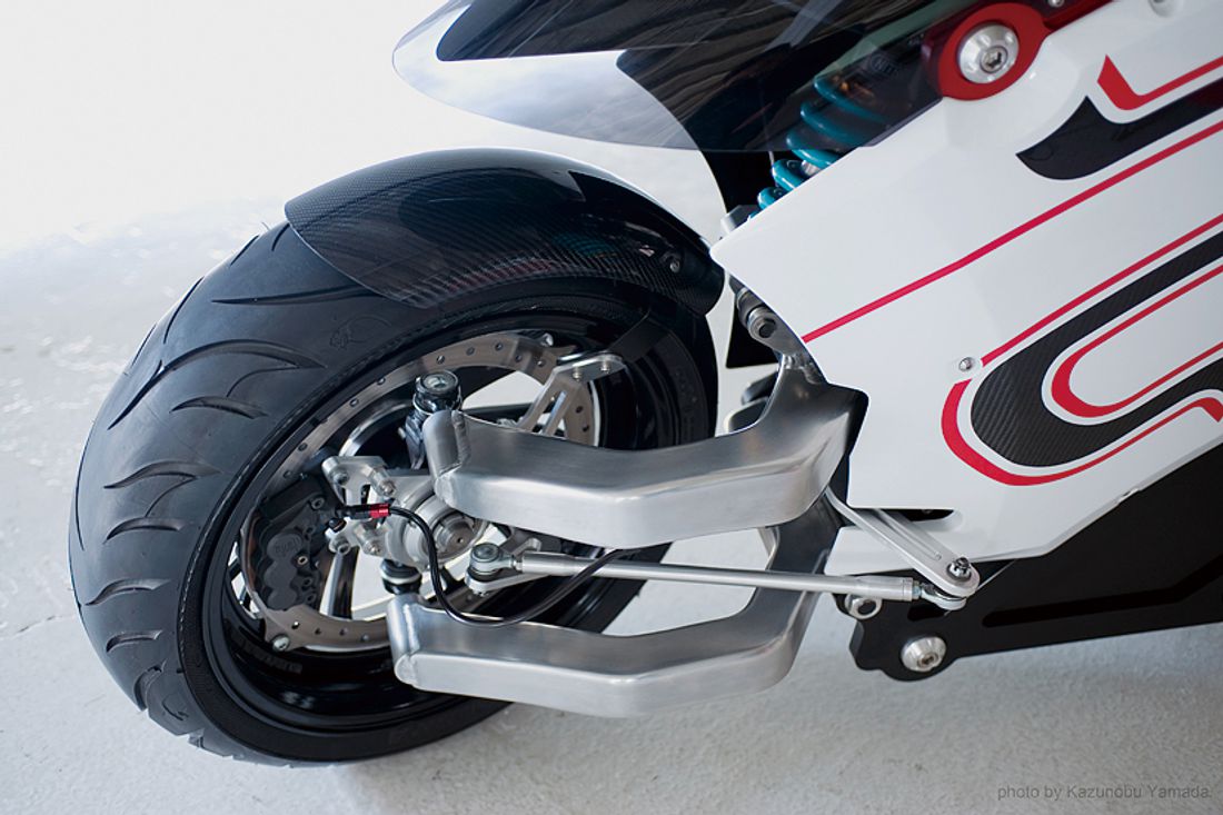 アヘッド 金田のバイクの決定版 〜電動バイクzecOO