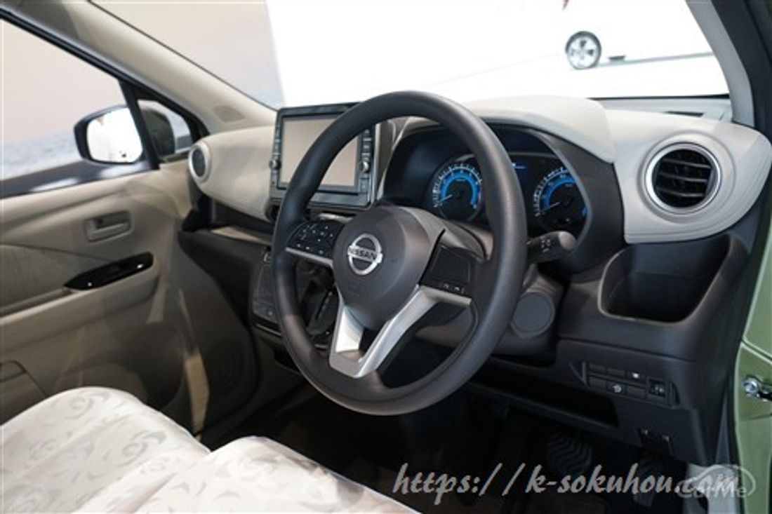 デイズのノーマル車とハイウェイスター メーターに違いはある