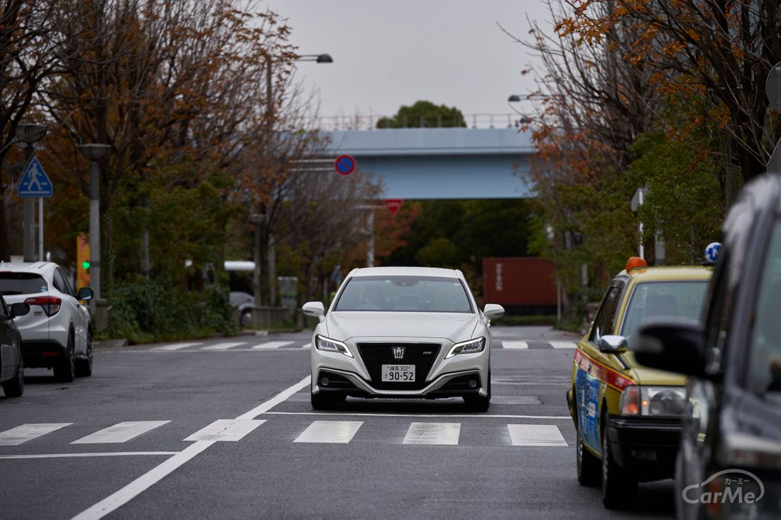 トヨタ クラウン RS 黒田明