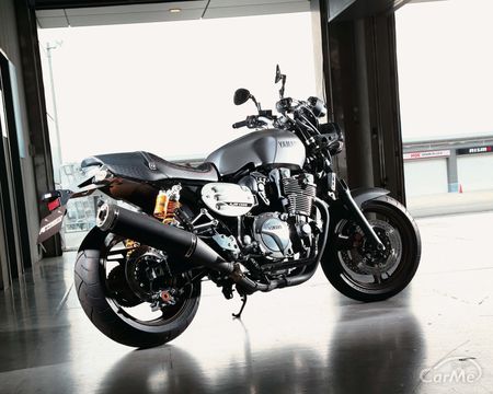 アヘッド YAMAHA XJR1300C