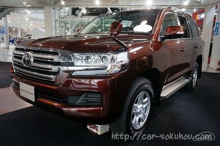 トヨタ ランクル200 2015