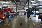 その場でディーラーや修理工場に連絡を