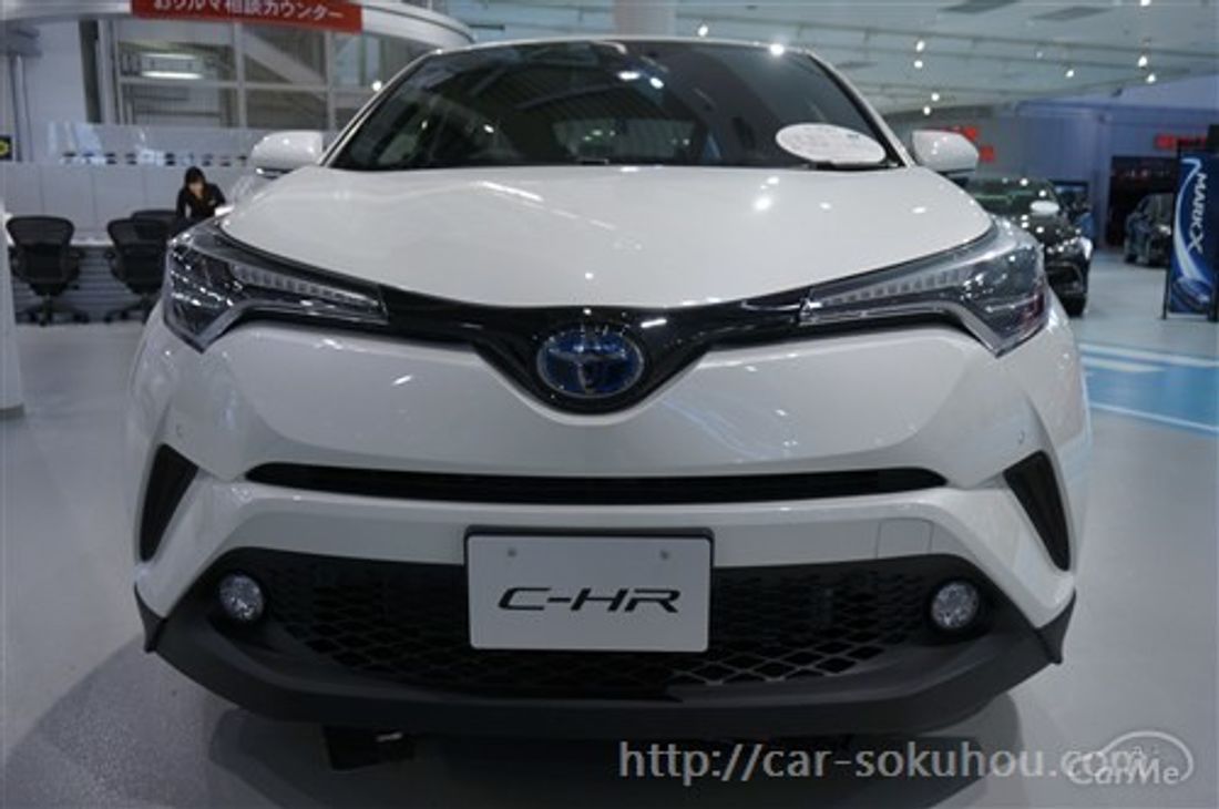 トヨタ C-HR 2017