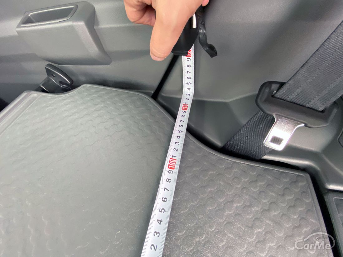 ダイハツ タフトの収納スペース 荷室 は ここにあって欲しい と思う位置にレイアウトされていた 新型車インプレッション3 4 ダイハツ タフトの収納スペース 荷室 は ここにあって欲しい と思う位置にレイアウトされていた 新型車インプレッション3 4