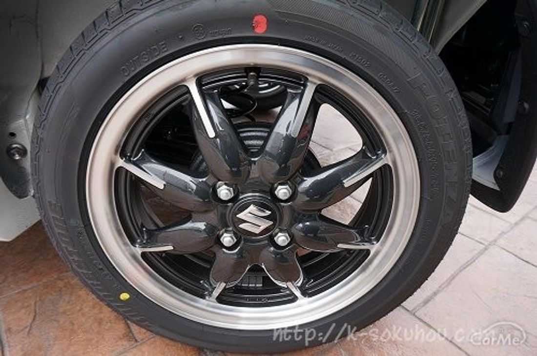 アルトワークスのタイヤサイズ メーカーは何 東モで確認