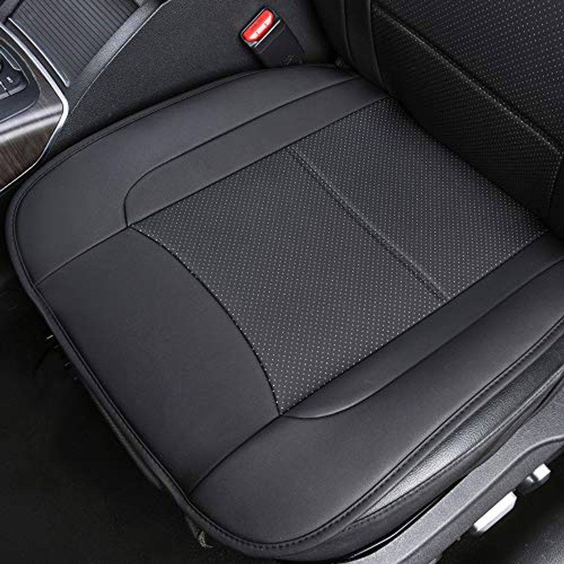 トヨタ ヤリスクロスにおすすめのシートカバー5選 ハイブリッドモデル用や防水タイプのものまで トヨタ ヤリスクロスにおすすめのシートカバー5選 ハイブリッドモデル用や防水タイプのものまで