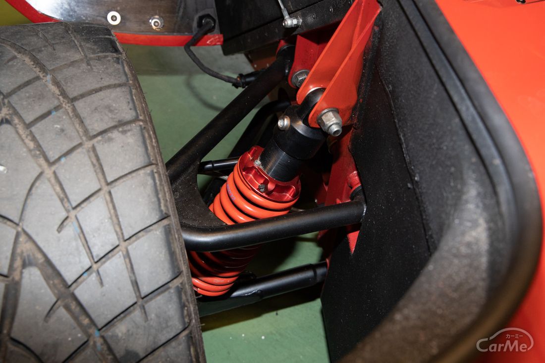 ストラトス レプリカが生まれた文化的背景を知る