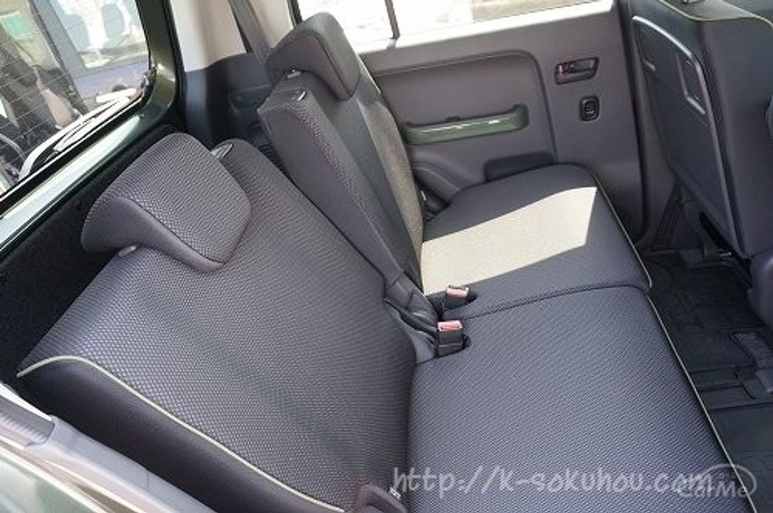 後部座席はリクライニングできる Nボックス スラッシュの内装 By 車選びドットコム
