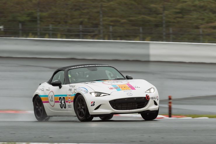 メディア対抗ロードスター耐久レース