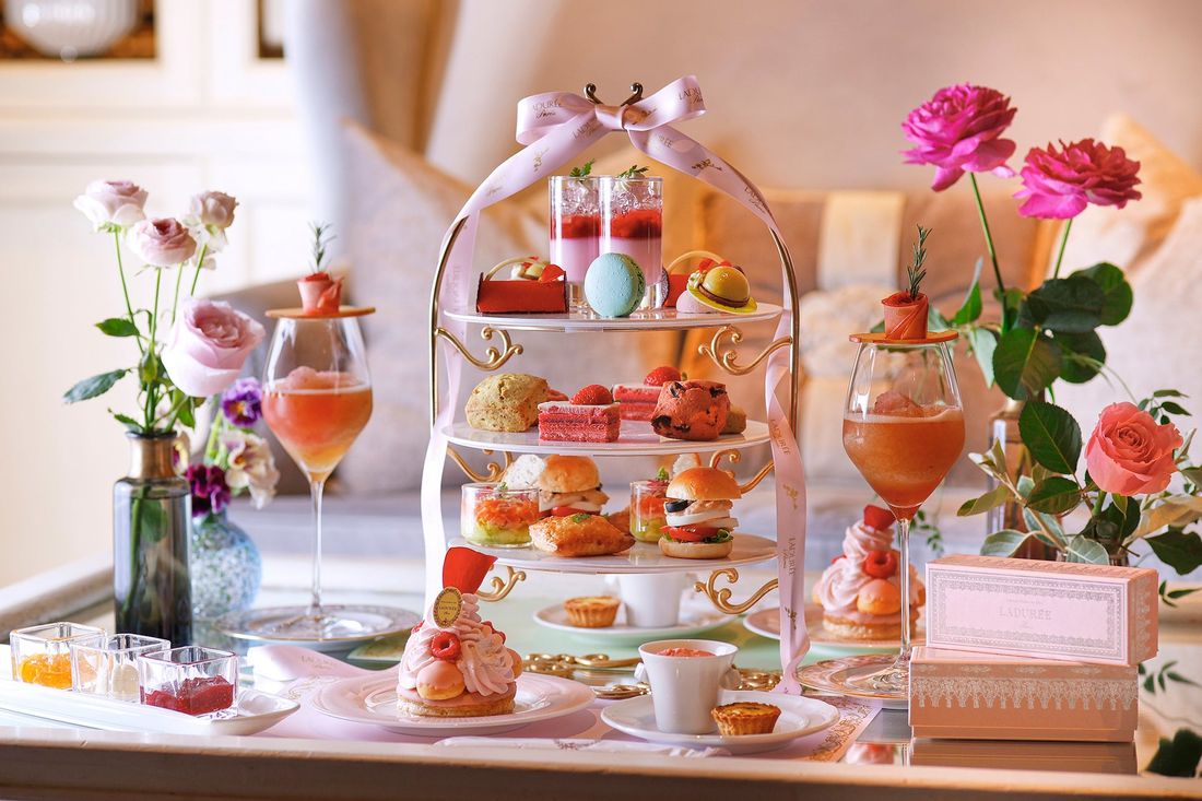 ストロベリーアフタヌーンティー with LADURÉE~マリー・アントワネットの世界~