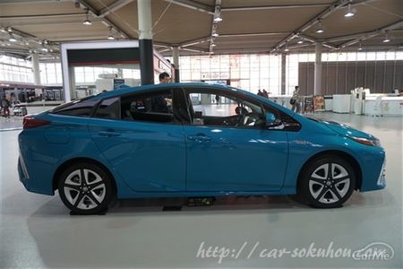 機能が全然違う 新型プリウスphvのaプレミアムとaグレード比較 車ニュース 中古車情報 中古車検索なら 車選びドットコム 車選び Com