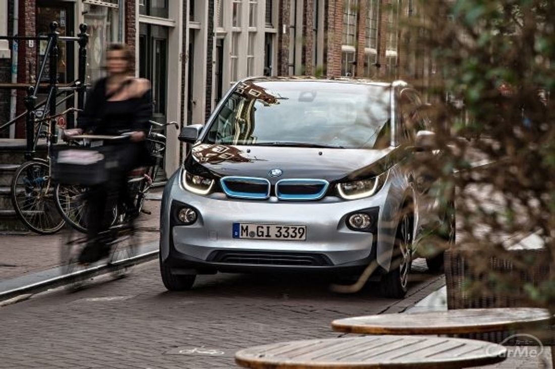 BMW i3
