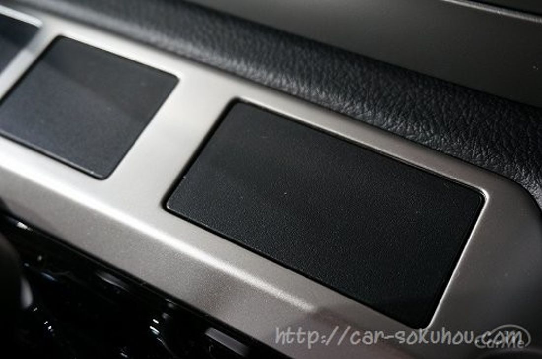 トヨタ ランクル200 2015
